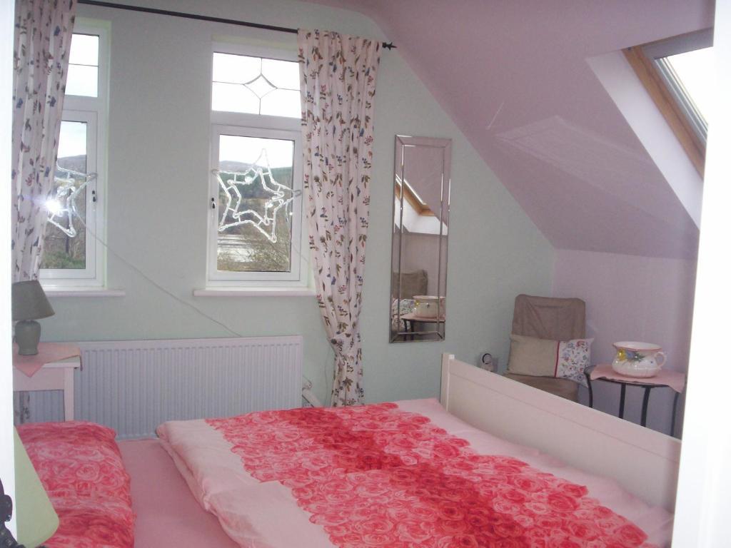 Eagle'S Nest Bed & Breakfast Lettermacaward Room photo